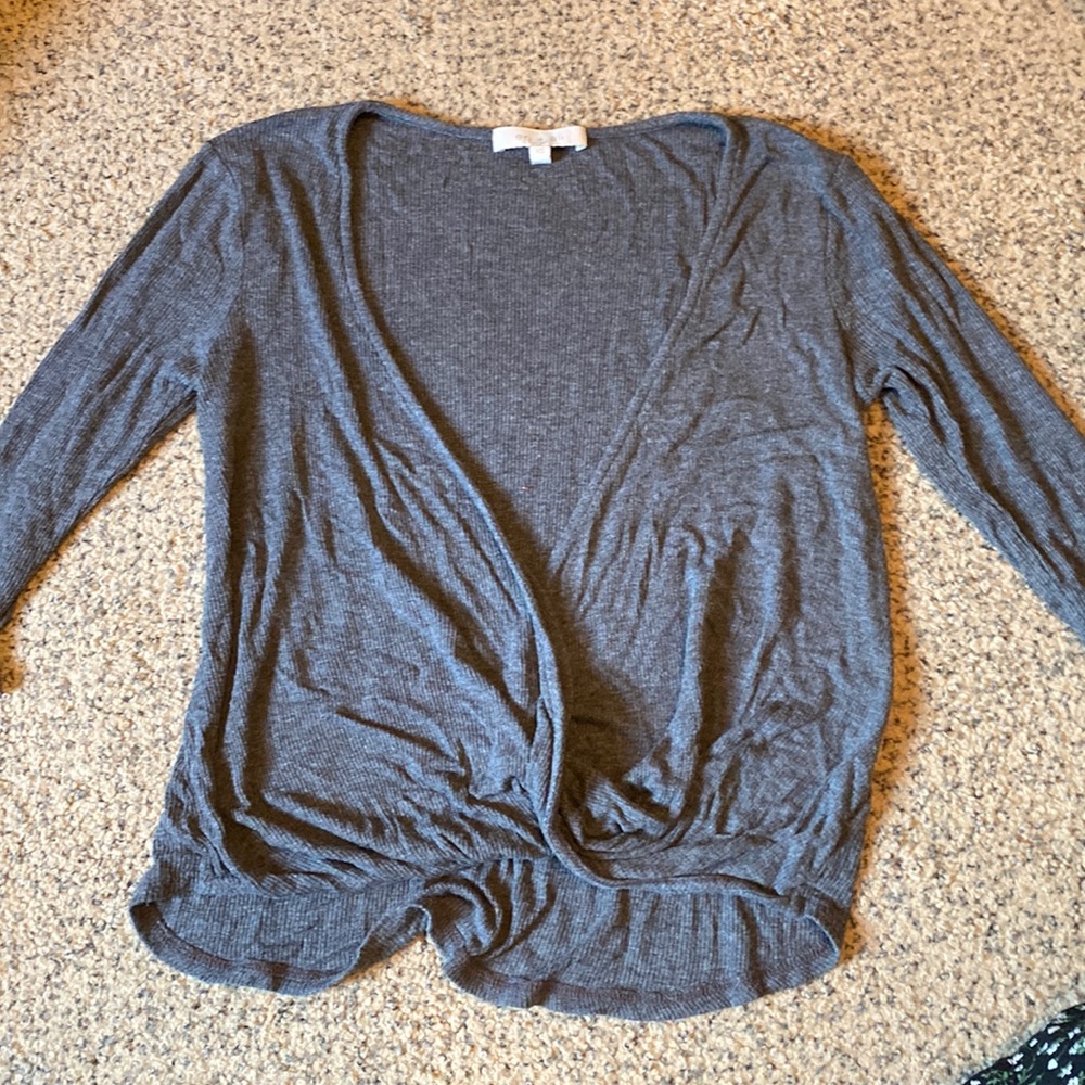Eri and Ali quarter sleeve wrap v neck top